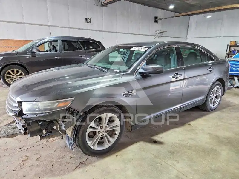 2015 Ford TAURUS фото