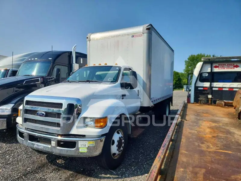 2015 Ford F-650 photo