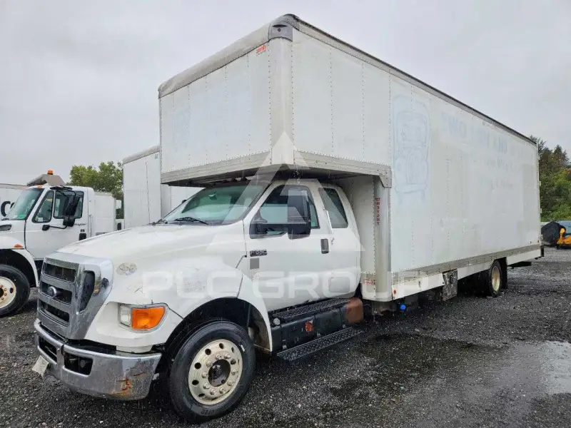 2015 Ford F-650 фото