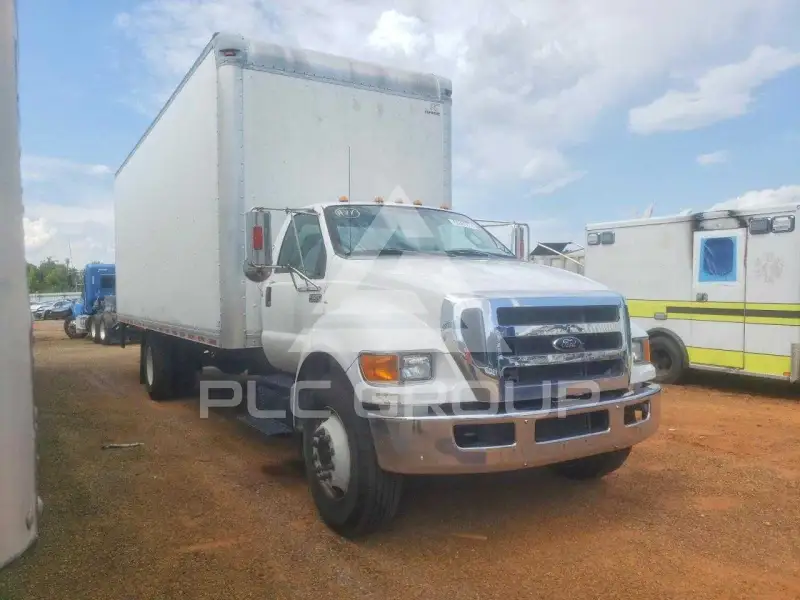 2015 Ford F-650 photo