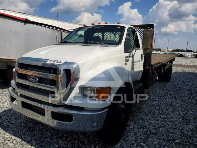 2015 Ford F-650 фото