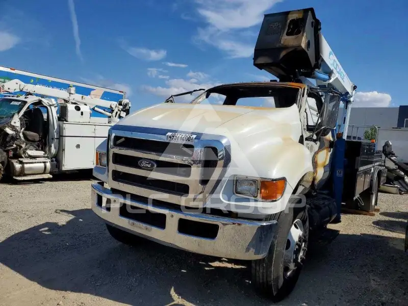 2015 Ford F-650 photo