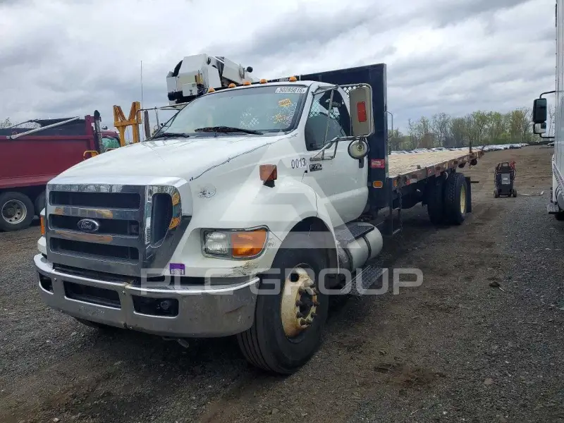 2015 Ford F-750 photo