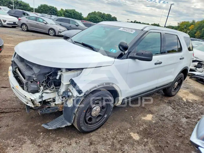 2015 Ford EXPLORER фото