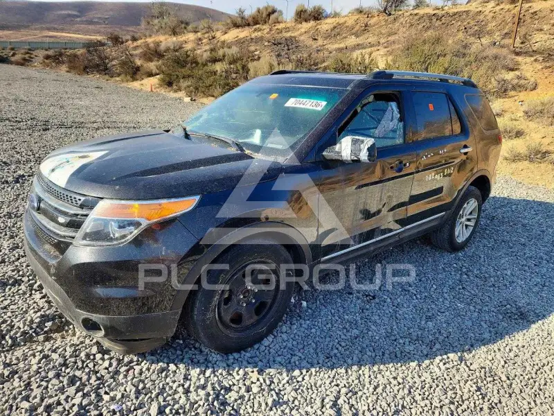 2015 Ford EXPLORER photo