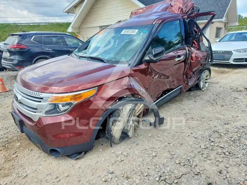 2015 Ford EXPLORER фото