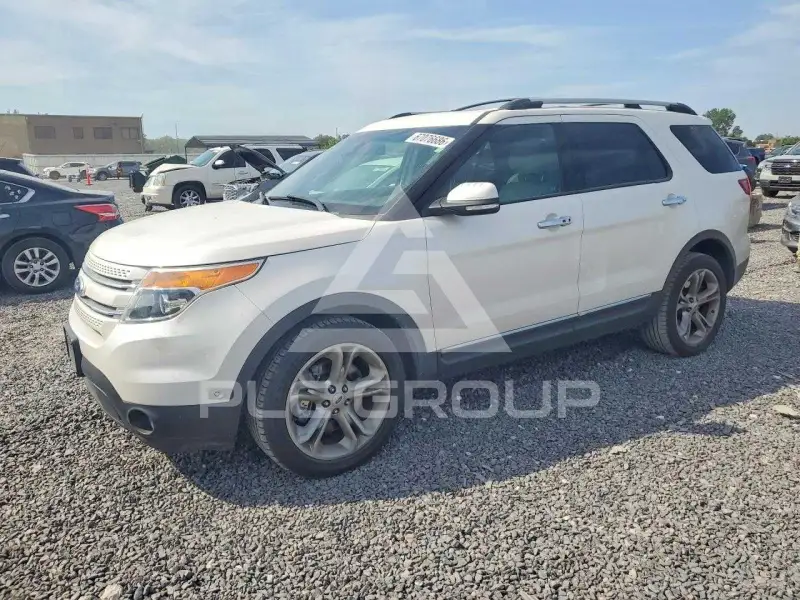 2015 Ford EXPLORER фото