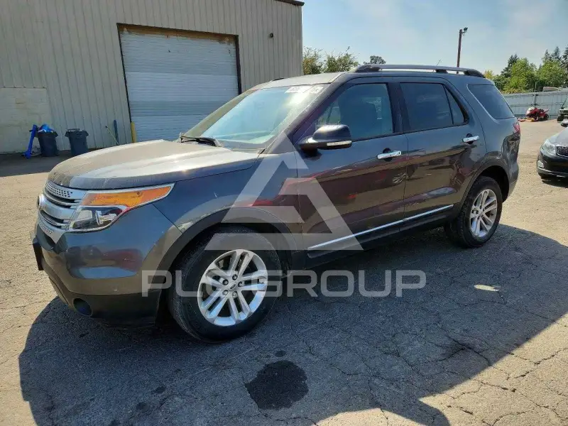 2015 Ford EXPLORER фото
