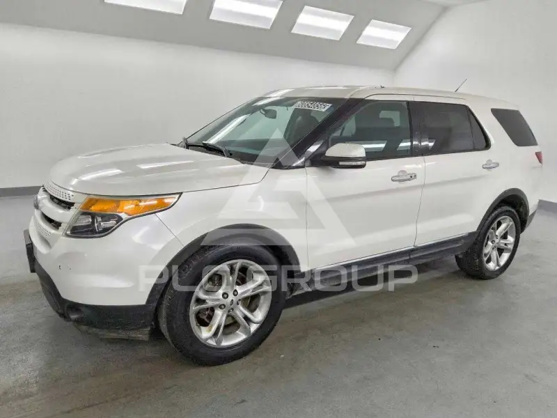 2015 Ford EXPLORER photo