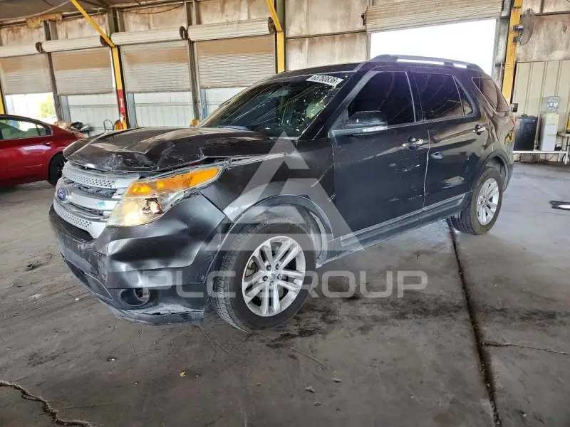 2015 Ford EXPLORER фото