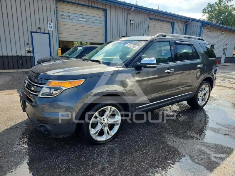 2015 Ford EXPLORER фото