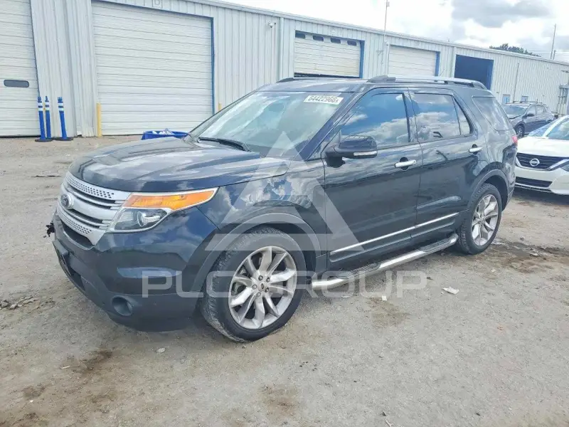 2015 Ford EXPLORER фото