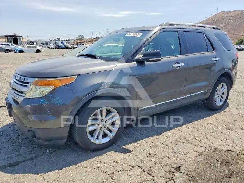 2015 Ford EXPLORER фото