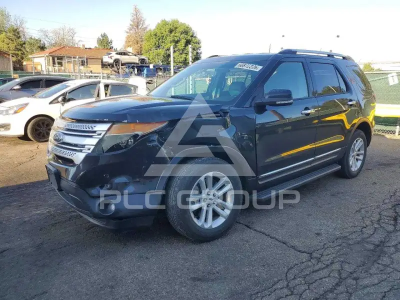 2015 Ford EXPLORER фото
