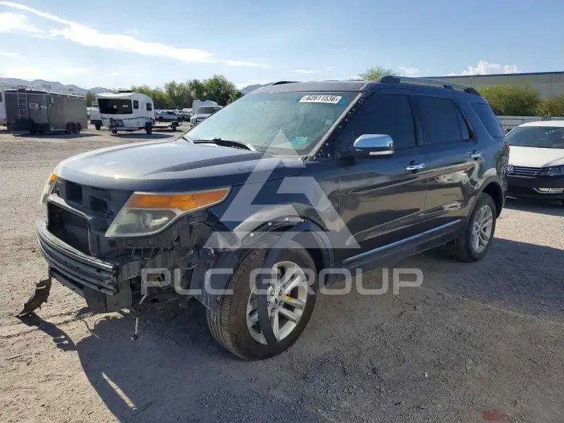2015 Ford EXPLORER фото