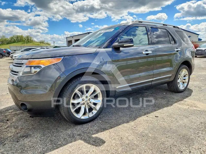 2015 Ford EXPLORER фото