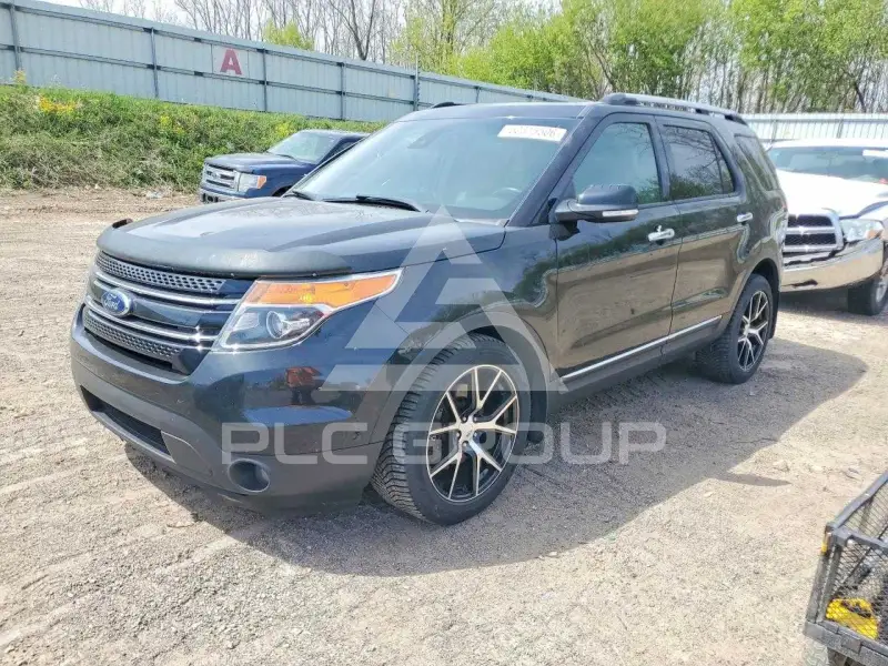 2015 Ford EXPLORER photo