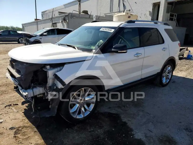 2015 Ford EXPLORER фото