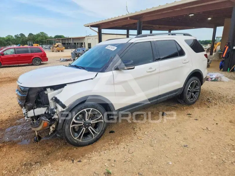 2015 Ford EXPLORER фото