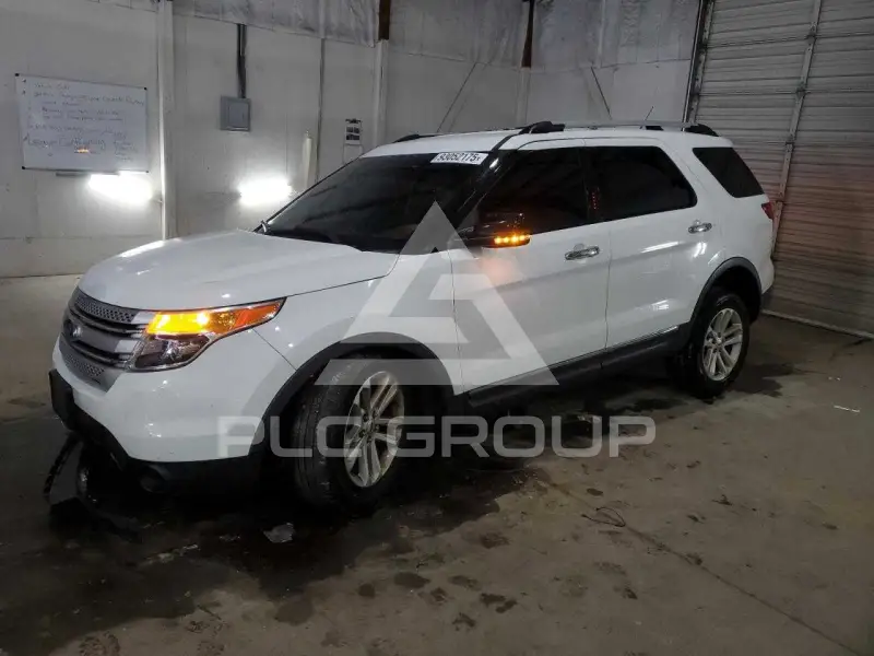 2015 Ford EXPLORER фото