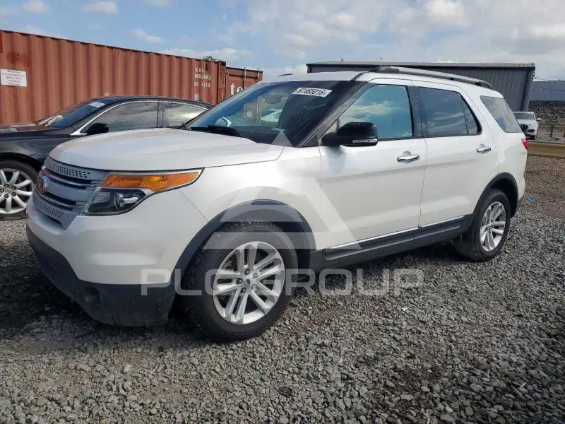 2015 Ford EXPLORER фото