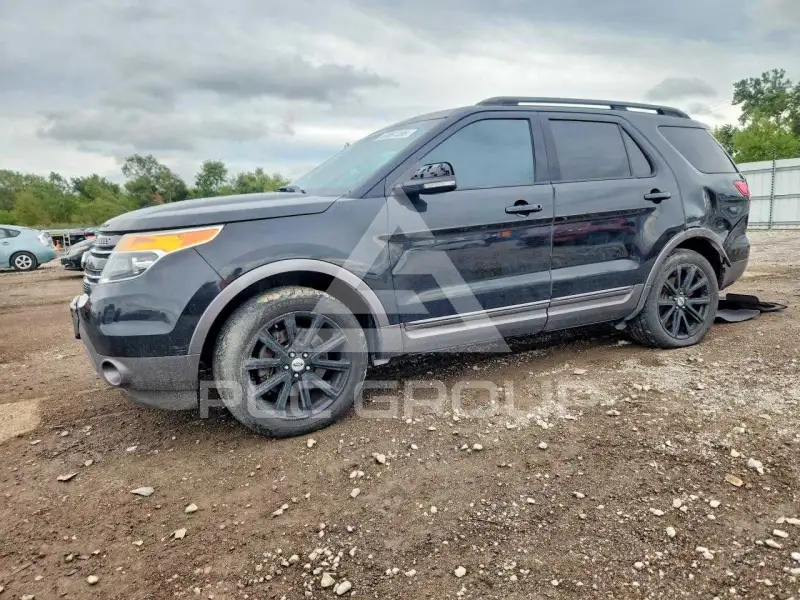 2015 Ford EXPLORER фото