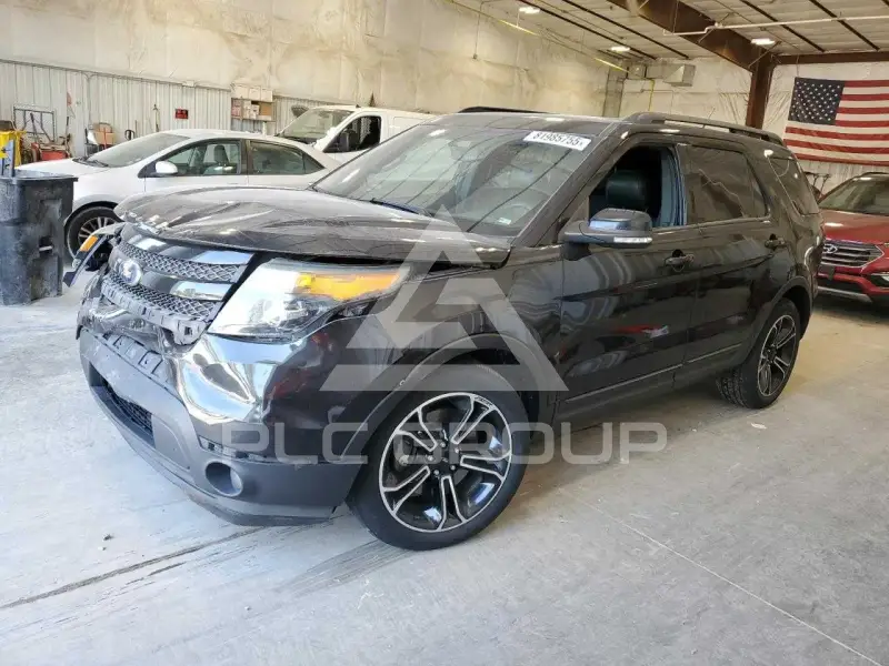 2015 Ford EXPLORER фото