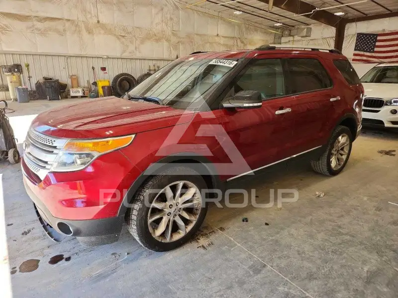 2015 Ford EXPLORER фото