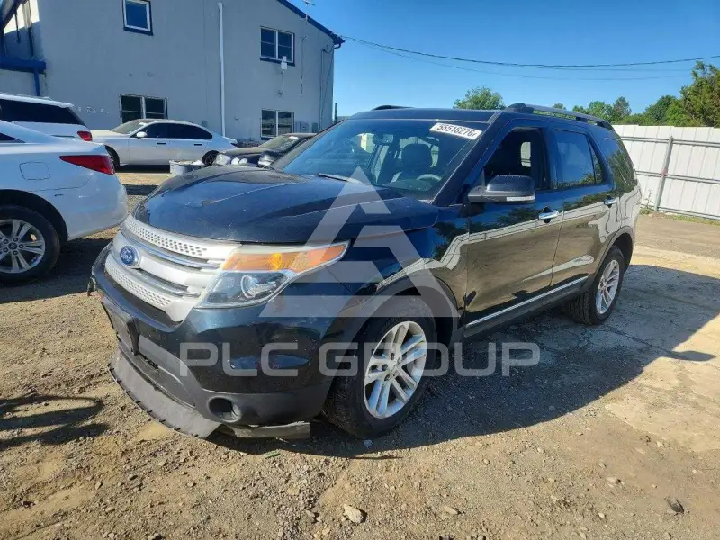 2015 Ford EXPLORER фото