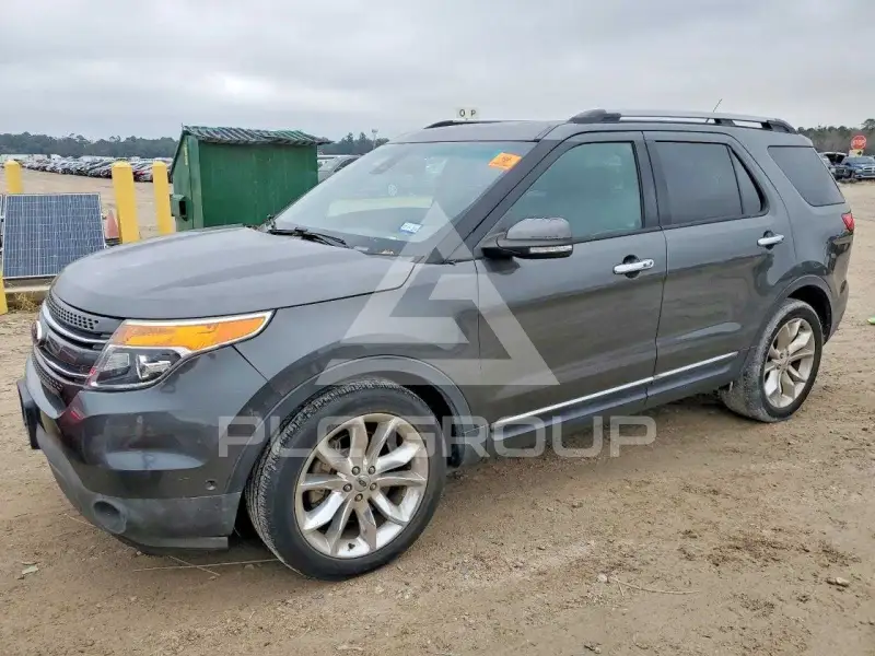 2015 Ford EXPLORER фото