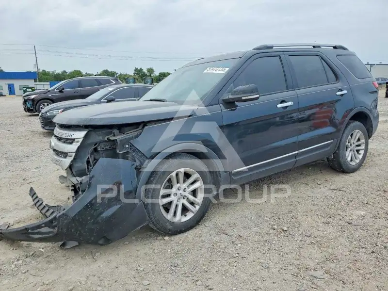 2015 Ford EXPLORER фото
