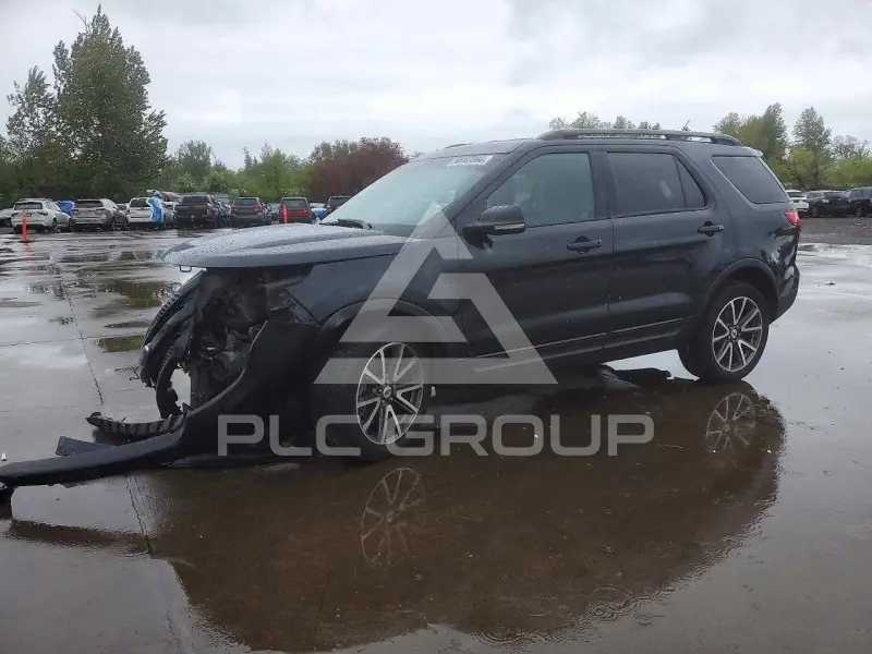 2015 Ford EXPLORER photo