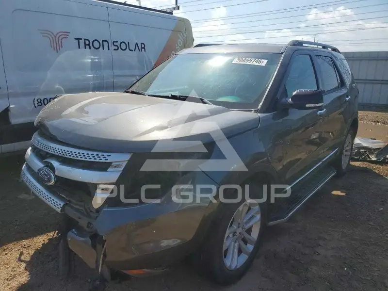 2015 Ford EXPLORER фото