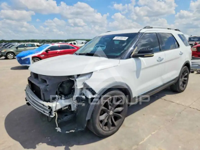 2015 Ford EXPLORER фото