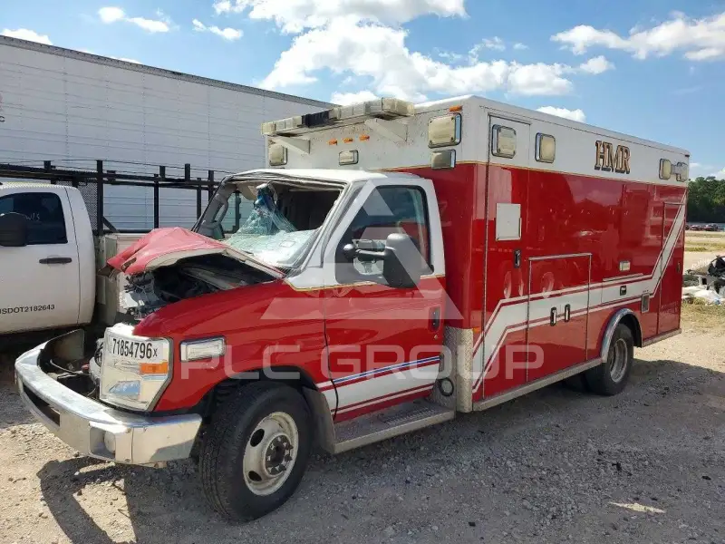 2015 Ford ECONOLINE фото
