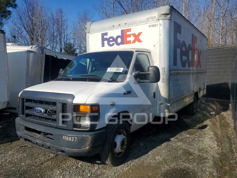 2015 Ford ECONOLINE фото