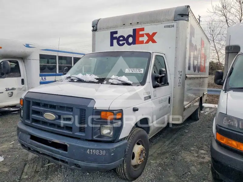 2015 Ford ECONOLINE фото