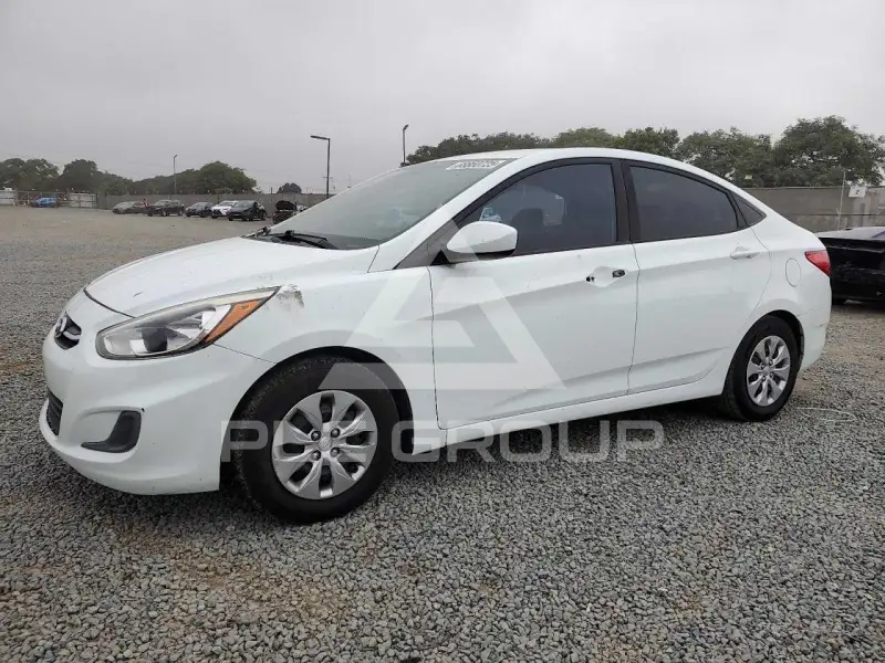 2015 Hyundai Accent фото