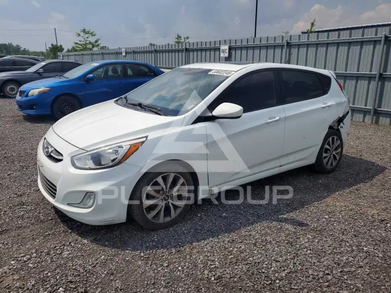 2015 Hyundai Accent photo