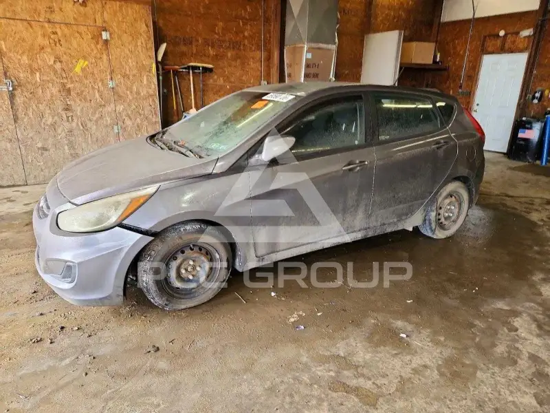 2015 Hyundai Accent фото