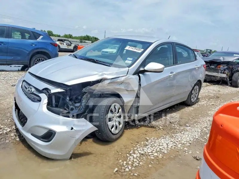 2015 Hyundai Accent фото