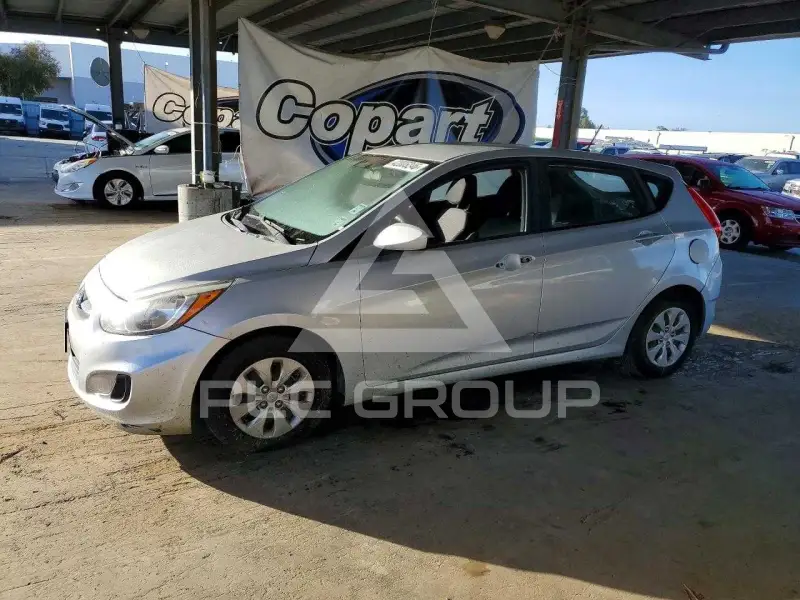 2015 Hyundai Accent фото