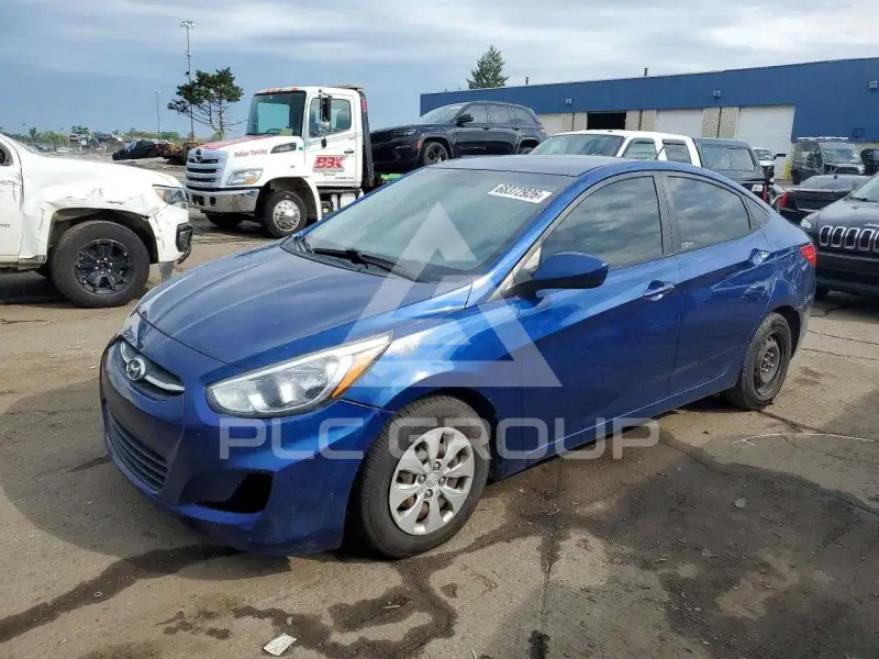 2015 Hyundai Accent photo