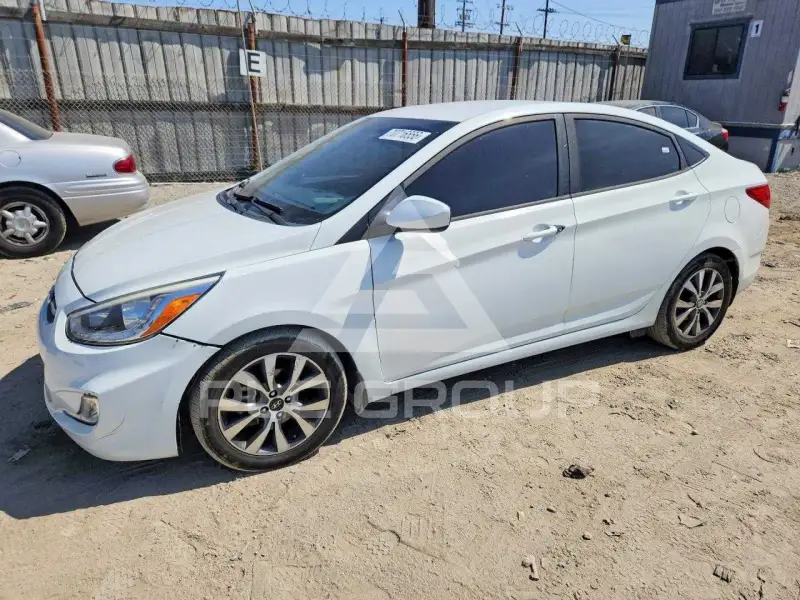 2015 Hyundai Accent фото