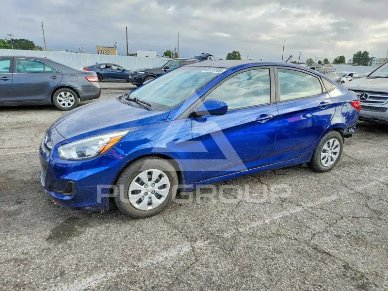 2015 Hyundai Accent photo