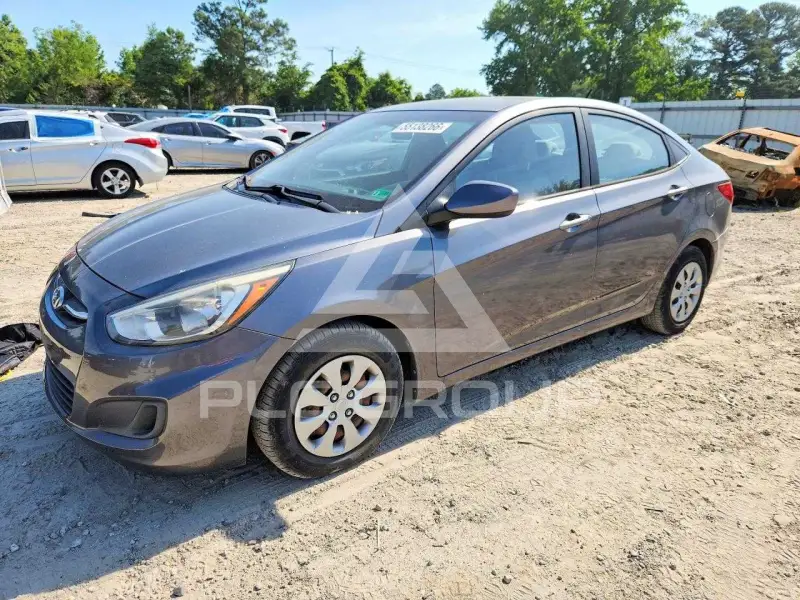 2015 Hyundai Accent photo