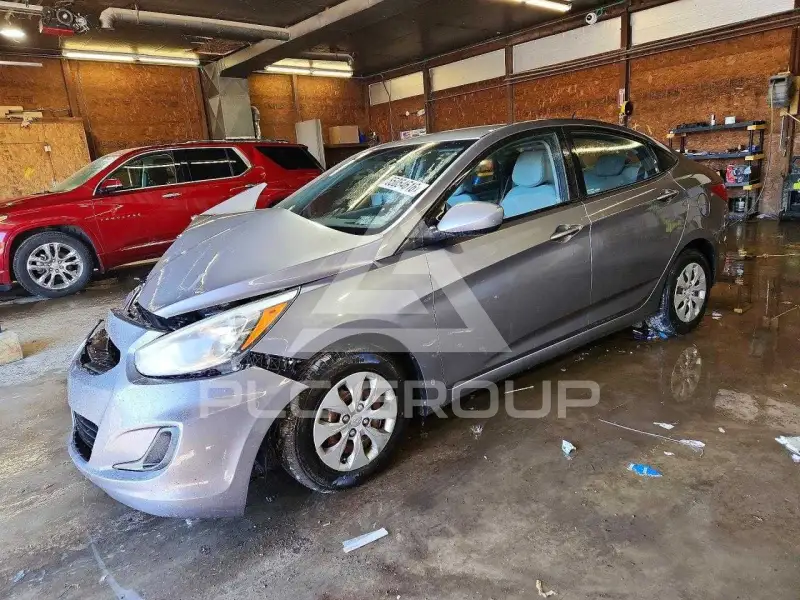 2015 Hyundai Accent фото