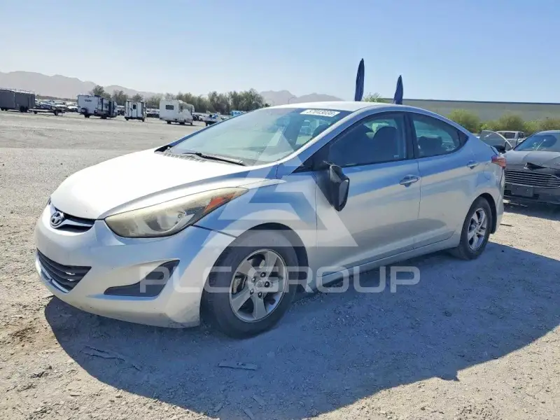 2015 Hyundai Elantra photo