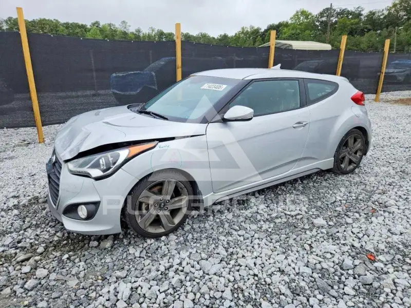 2015 Hyundai Veloster photo