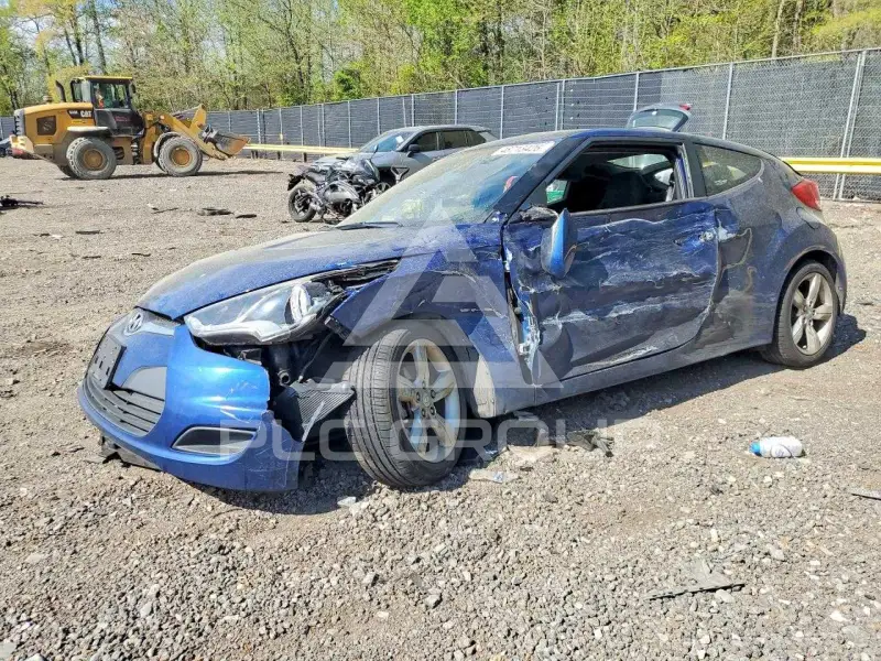 2015 Hyundai Veloster photo